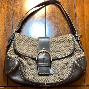 Coach shoulder bag authentic